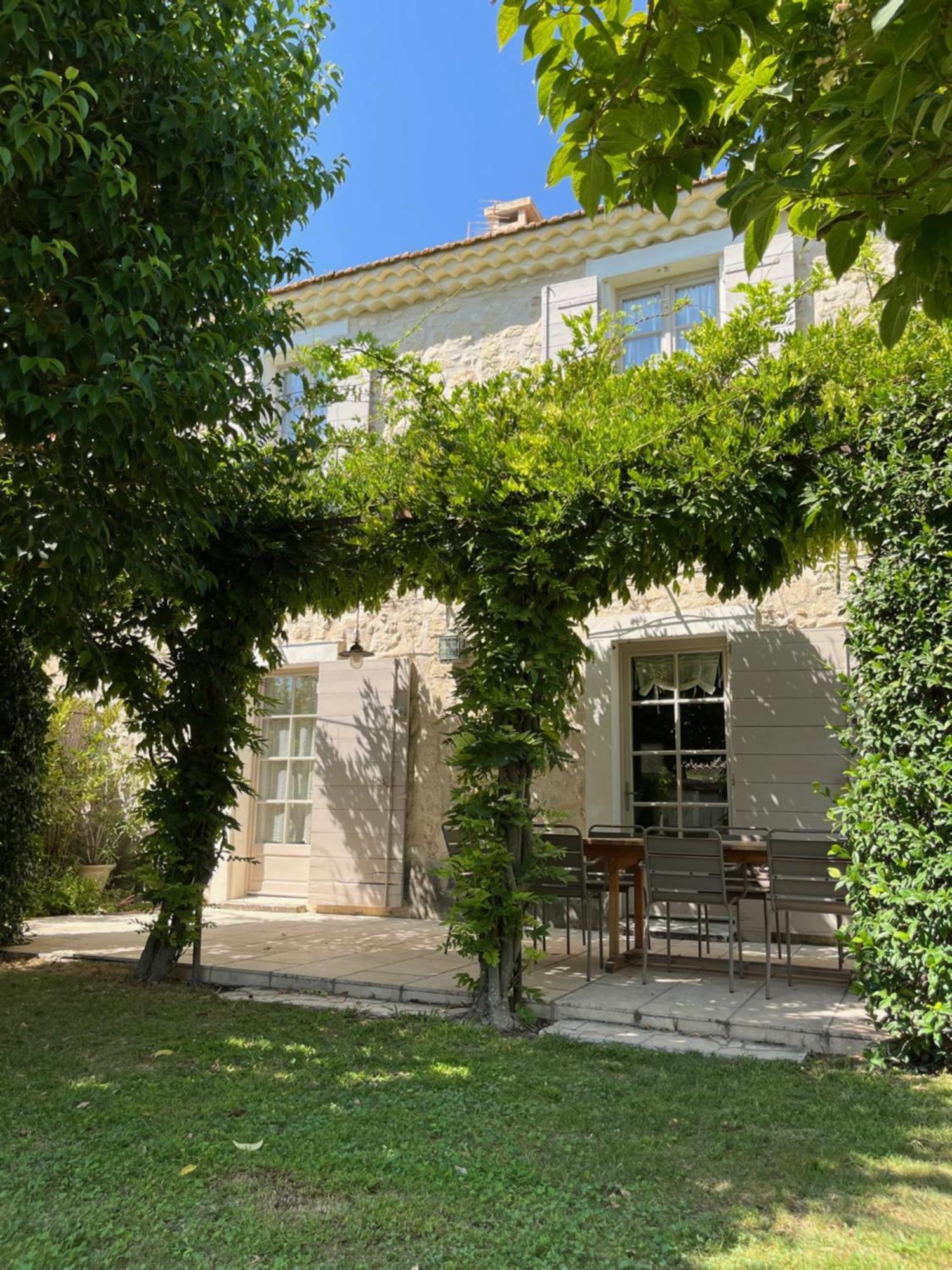 Le Mas Du Chemin : Mas Typique Des Alpilles Параду Экстерьер фото